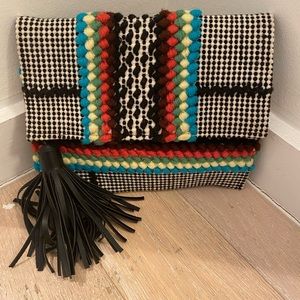 Spring/summer clutch